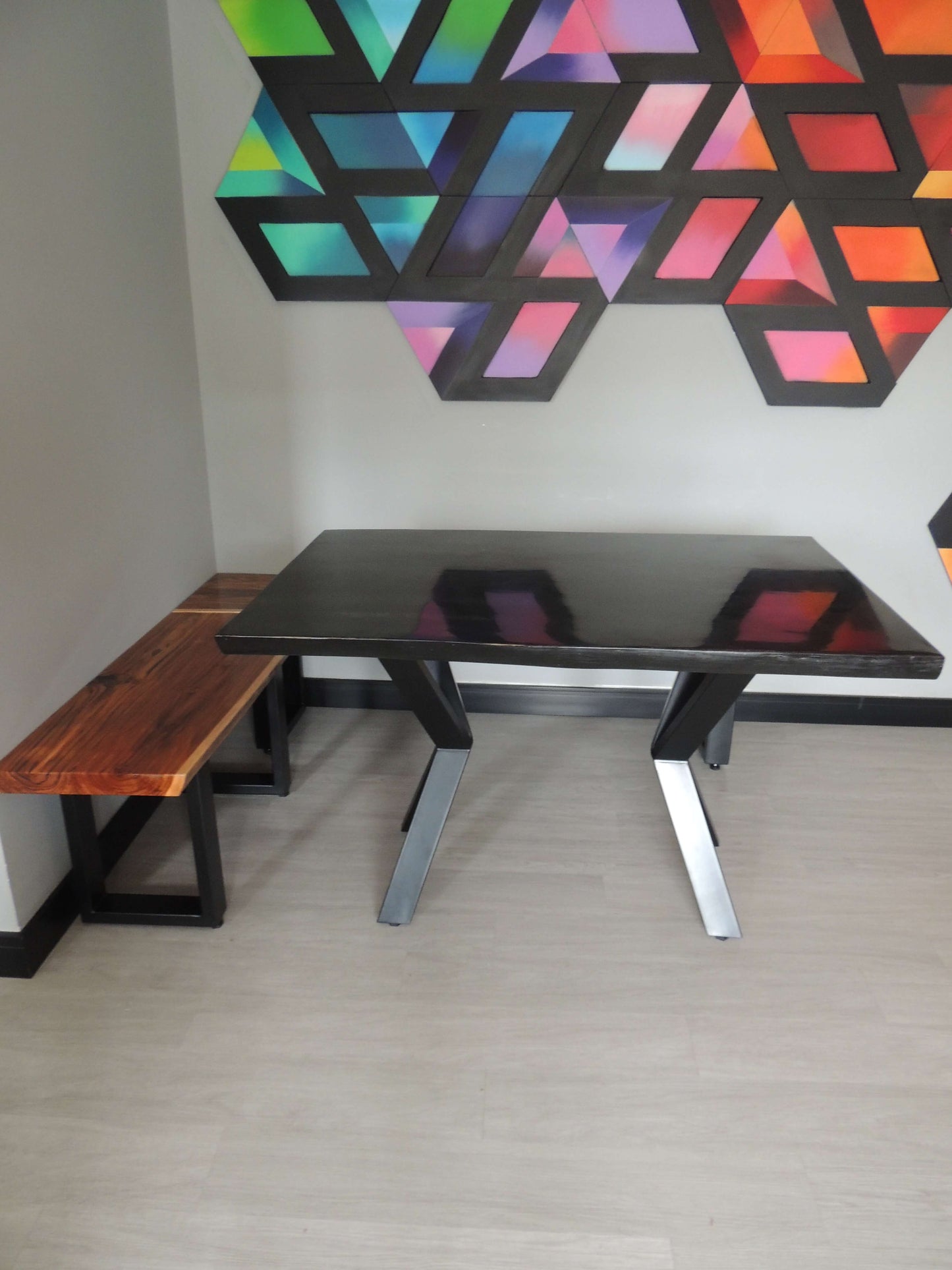 Mesa de jantar Ebanizada Resinada Rivertable 160x90